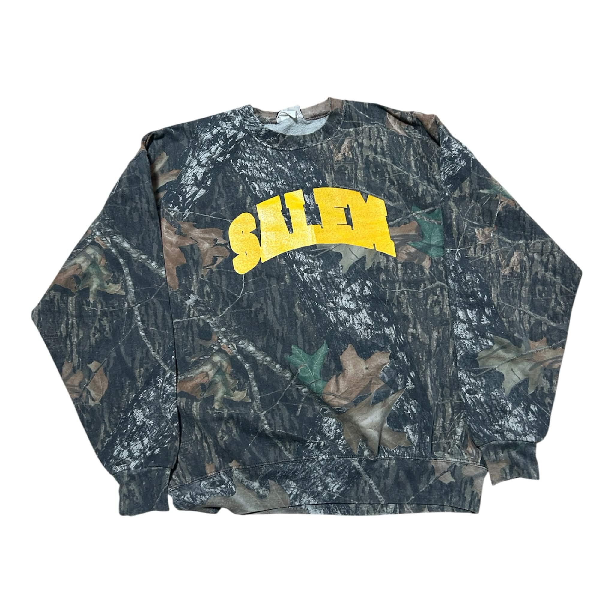 CAMO COLLEGIATE SWEATER
